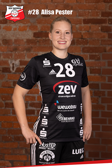 28 - Alisa Pester